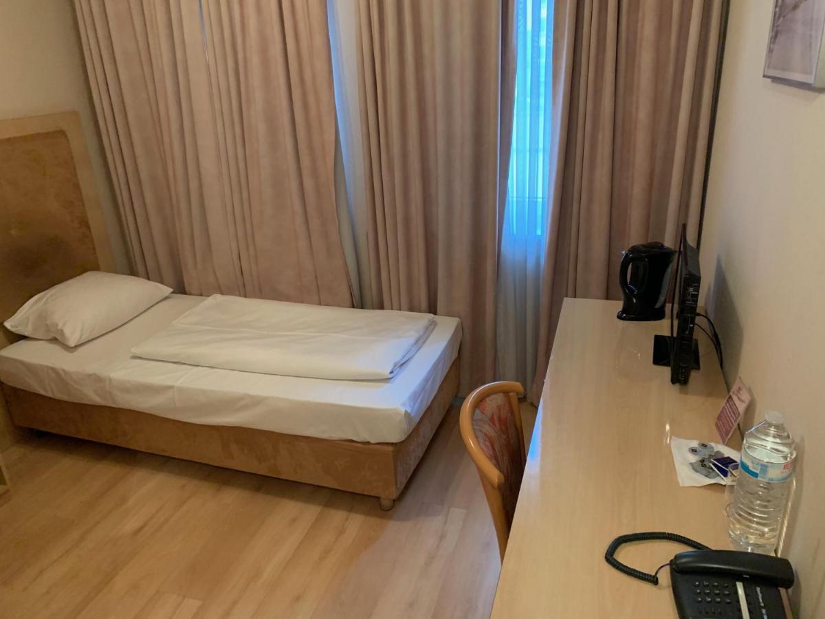 Am Kurfürstenplatz - Messe Hotel Frankfurt am Main